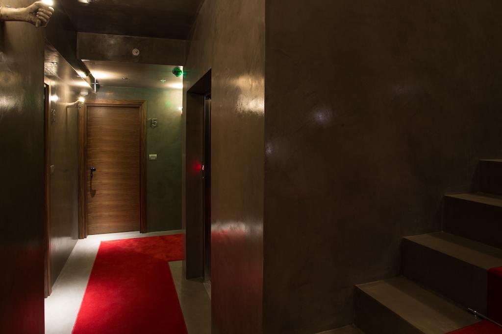 Hotel Hemera Podgorica Extérieur photo The interior of the hotel