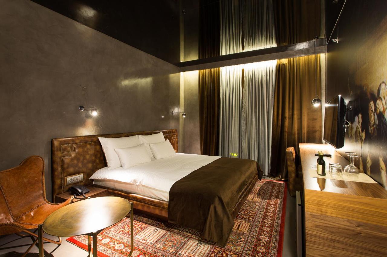 Hotel Hemera Podgorica Chambre photo A room at the Mandarin Oriental, Munich