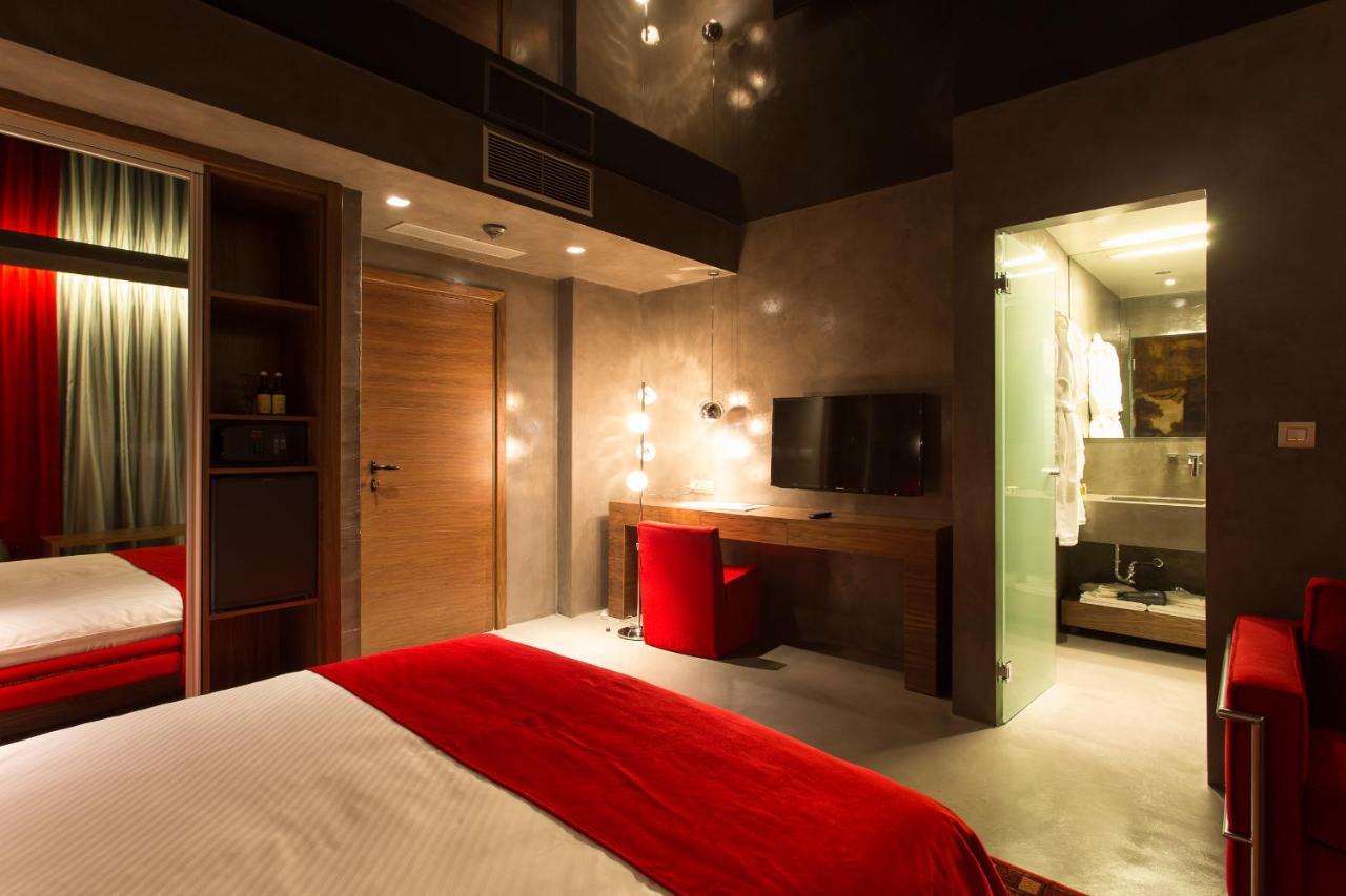 Hotel Hemera Podgorica Chambre photo A room at the hotel